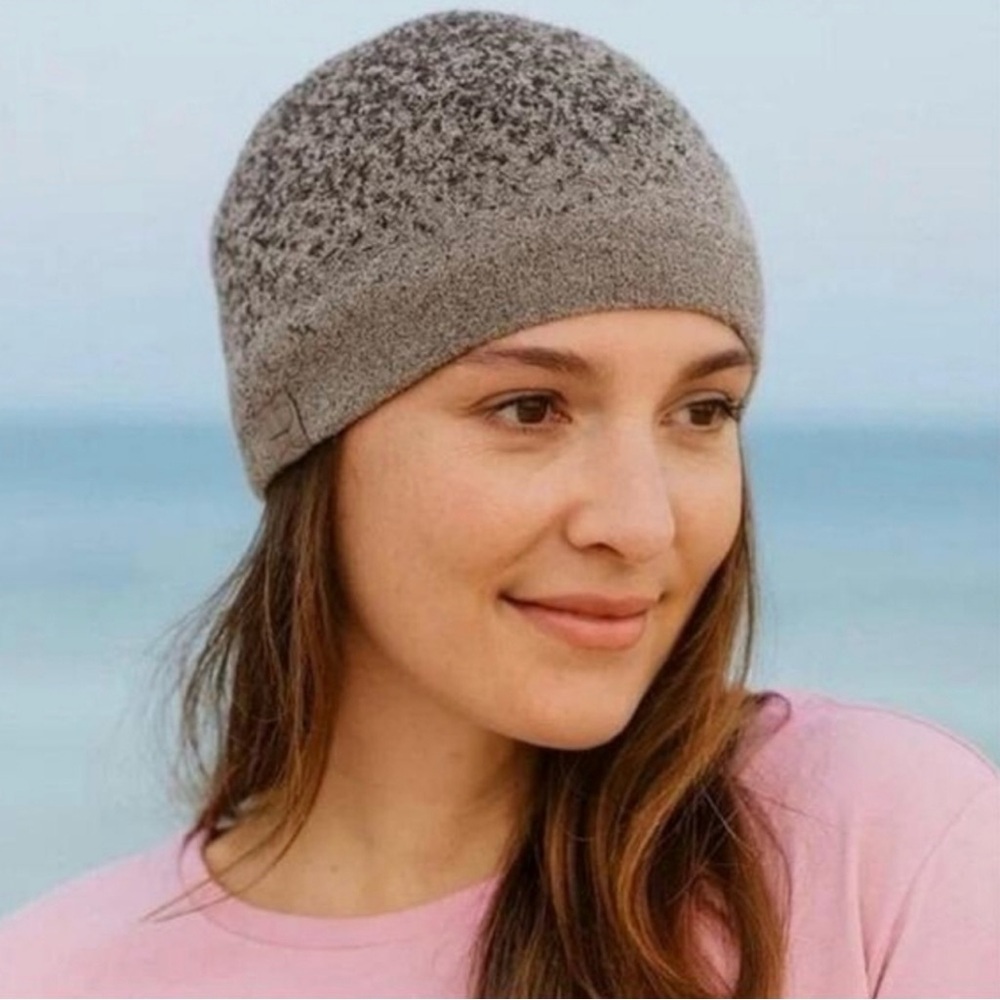 Barefoot Dreams CozyChic Lite Confetti Beanie Gray/Dark Brown OS